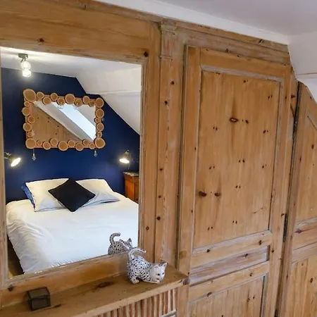 Avec Piscine, Jardin *