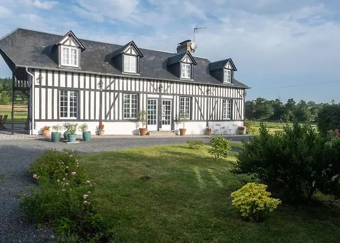 Avec Piscine, Jardin Holiday home