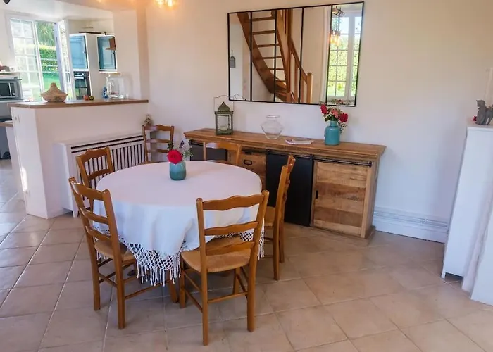 Avec Piscine, Jardin * Bonneville-la-Louvet