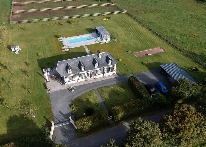 Holiday home Avec Piscine, Jardin