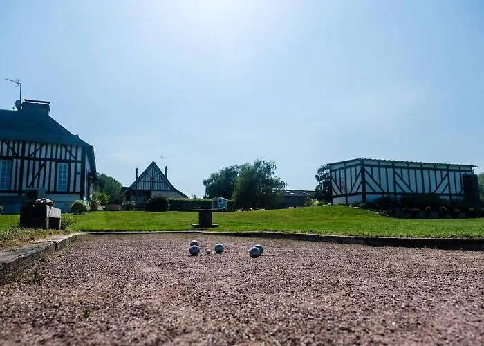 Avec Piscine, Jardin Bonneville-la-Louvet