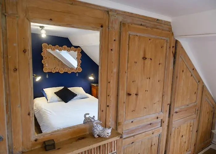 Avec Piscine, Jardin *