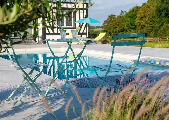 Holiday home Avec Piscine, Jardin Bonneville-la-Louvet
