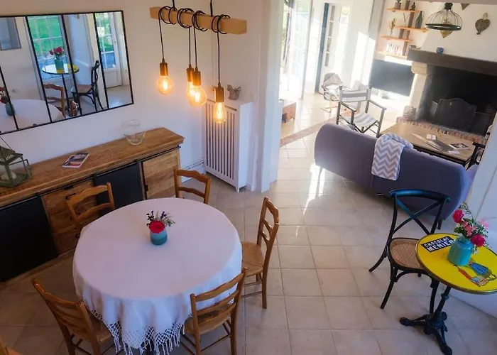 Avec Piscine, Jardin * Bonneville-la-Louvet